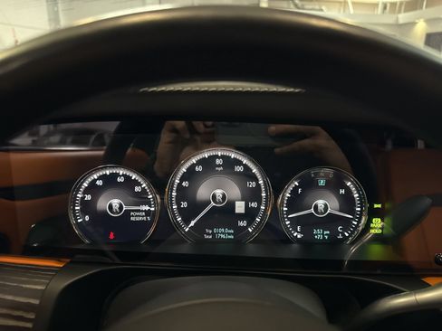 Used 2022 Rolls-Royce Ghost w/ Ghost Package AWD/4WD image 41