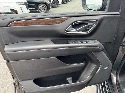Used 2021 Chevrolet Tahoe High Country AWD/4WD image 11