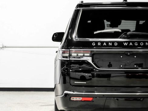 Used 2022 Jeep Grand Wagoneer Series II w/ Convenience Group III AWD/4WD image 46