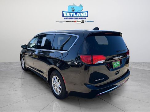 Certified 2017 Chrysler Pacifica Touring Plus w/ Security Group image 3