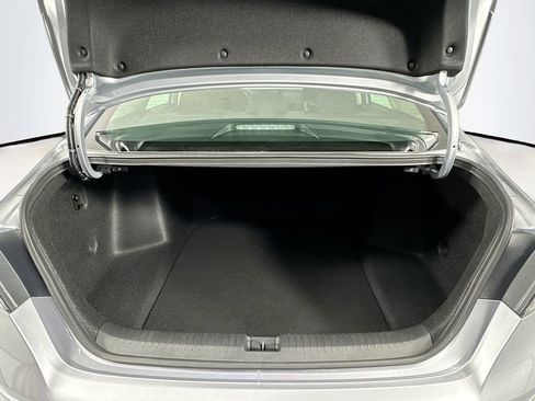 Certified 2025 Honda Accord SE image 32
