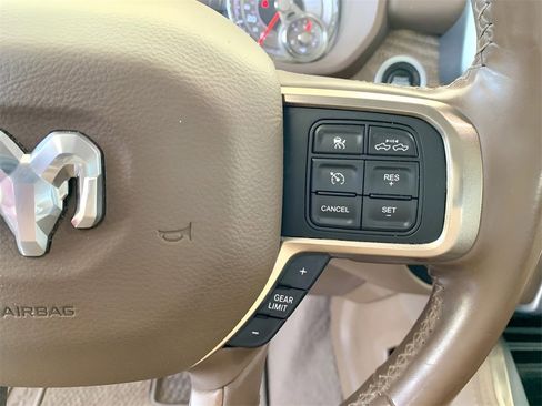 Used 2020 RAM 2500 Limited image 32