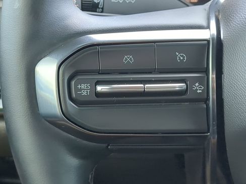 Used 2024 GMC Canyon AT4 w/ AT4 Premium Package image 24