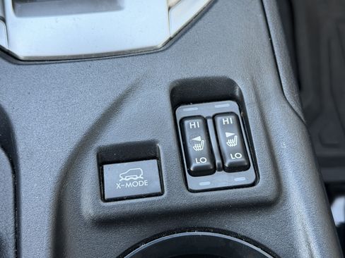 Used 2023 Subaru Crosstrek 2.0i Premium image 10