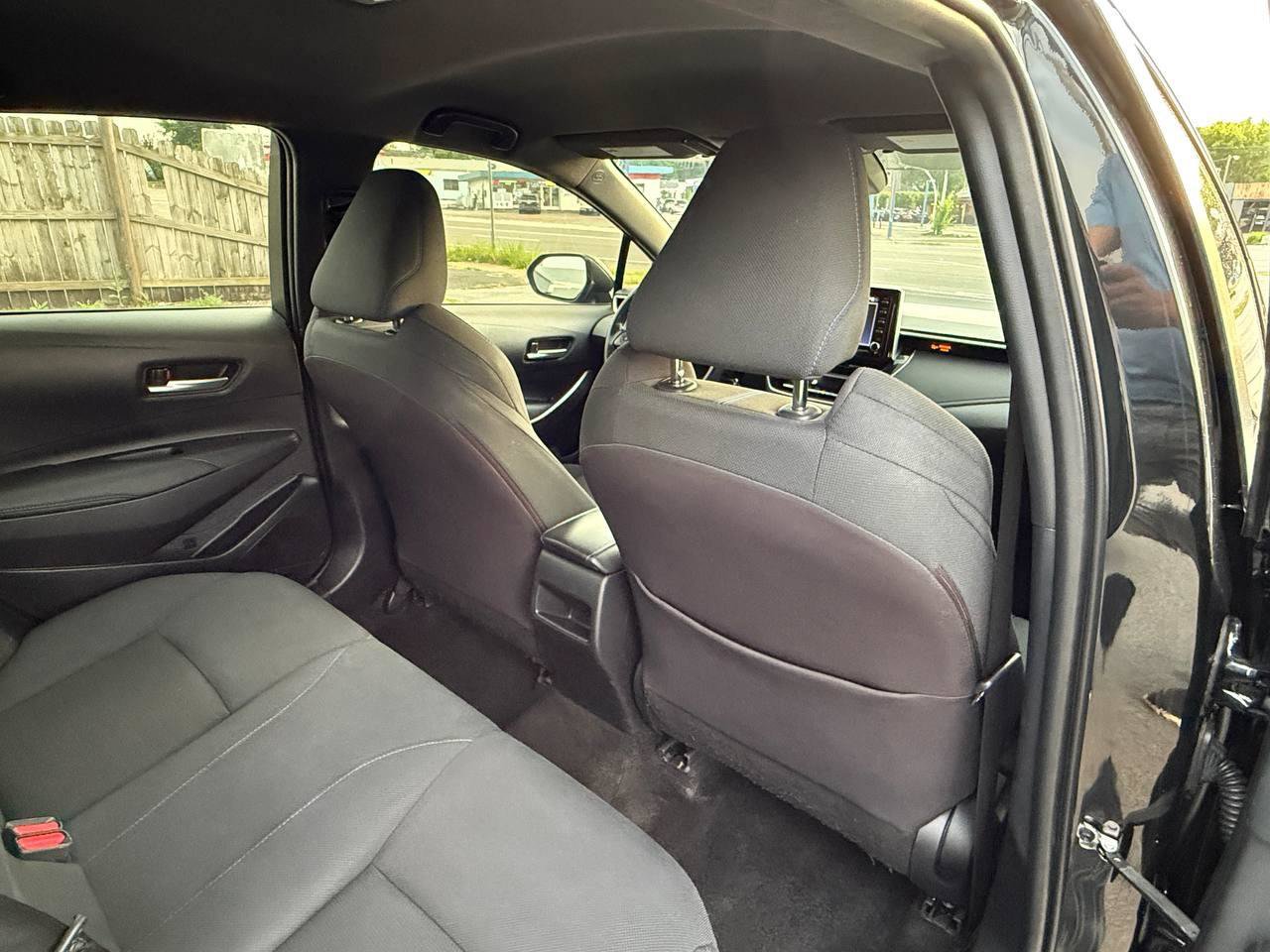 Used 2021 Toyota Corolla SE FWD image 27