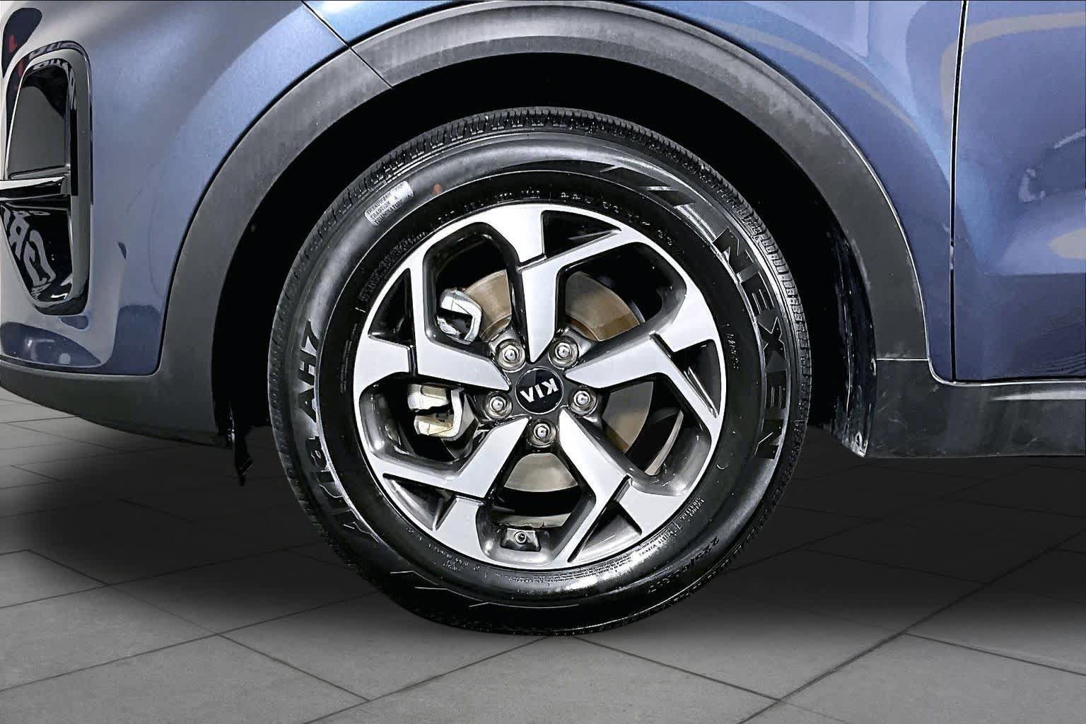 Used 2022 Kia Sportage LX FWD image 9
