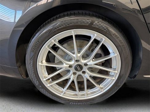 Used 2013 Audi A8 L 4.0T w/ Sport Design Pkg image 39