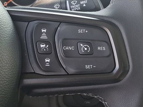 Used 2026 Jeep Gladiator Mojave AWD/4WD image 17
