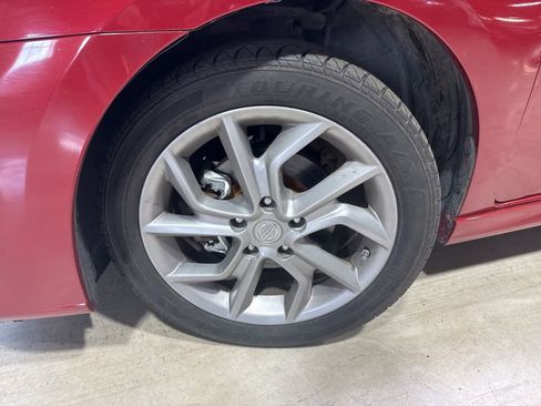 Used 2013 Nissan Sentra SR w/ Driver Pkg image 2