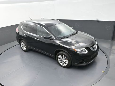 Used 2016 Nissan Rogue SV image 9