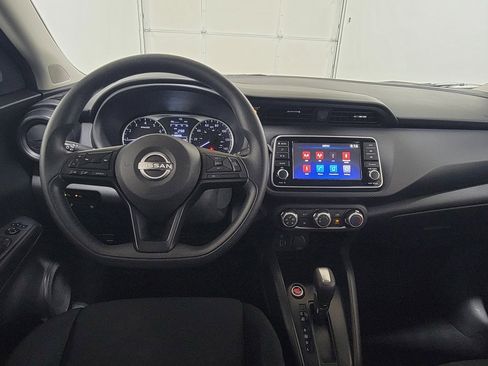 Used 2023 Nissan Kicks S image 13