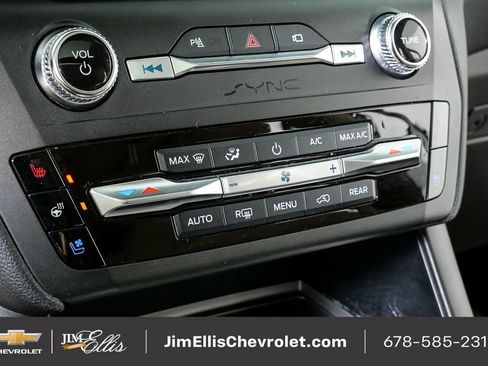 Used 2020 Ford Explorer Limited w/ Class III Trailer Tow Package image 18