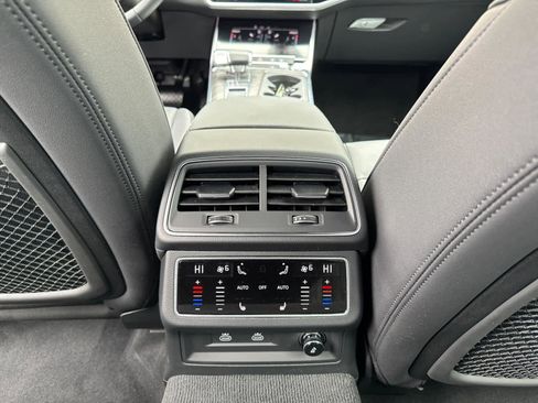 Used 2024 Audi A6 Premium Plus image 34
