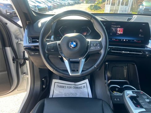 Used 2025 BMW X1 xDrive28i image 13
