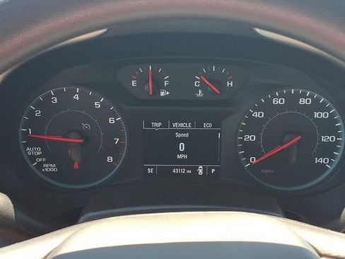 Used 2023 Chevrolet Malibu LT FWD image 11