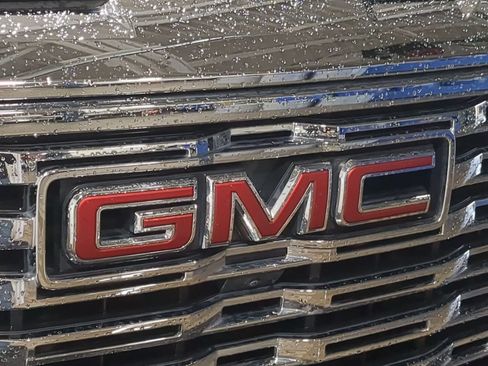 Used 2024 GMC Sierra 1500 Denali AWD/4WD image 15