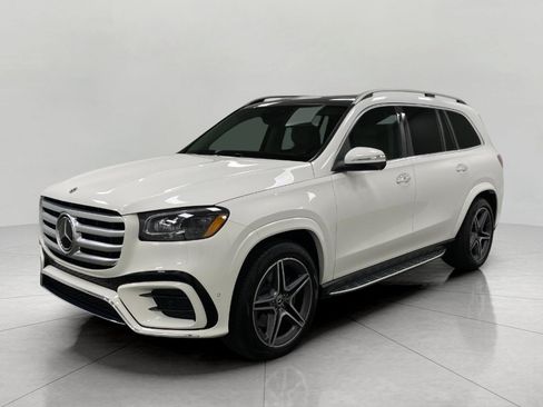 Certified 2026 Mercedes-Benz GLS 450 4MATIC image 49