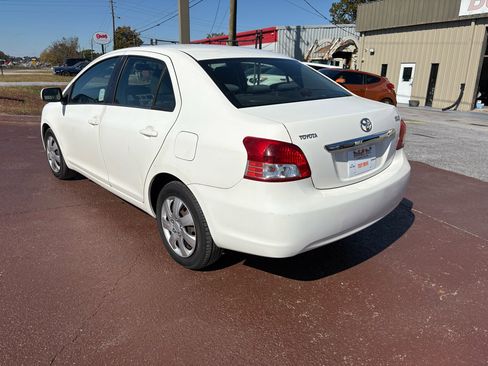 Used 2010 Toyota Yaris Sedan image 6
