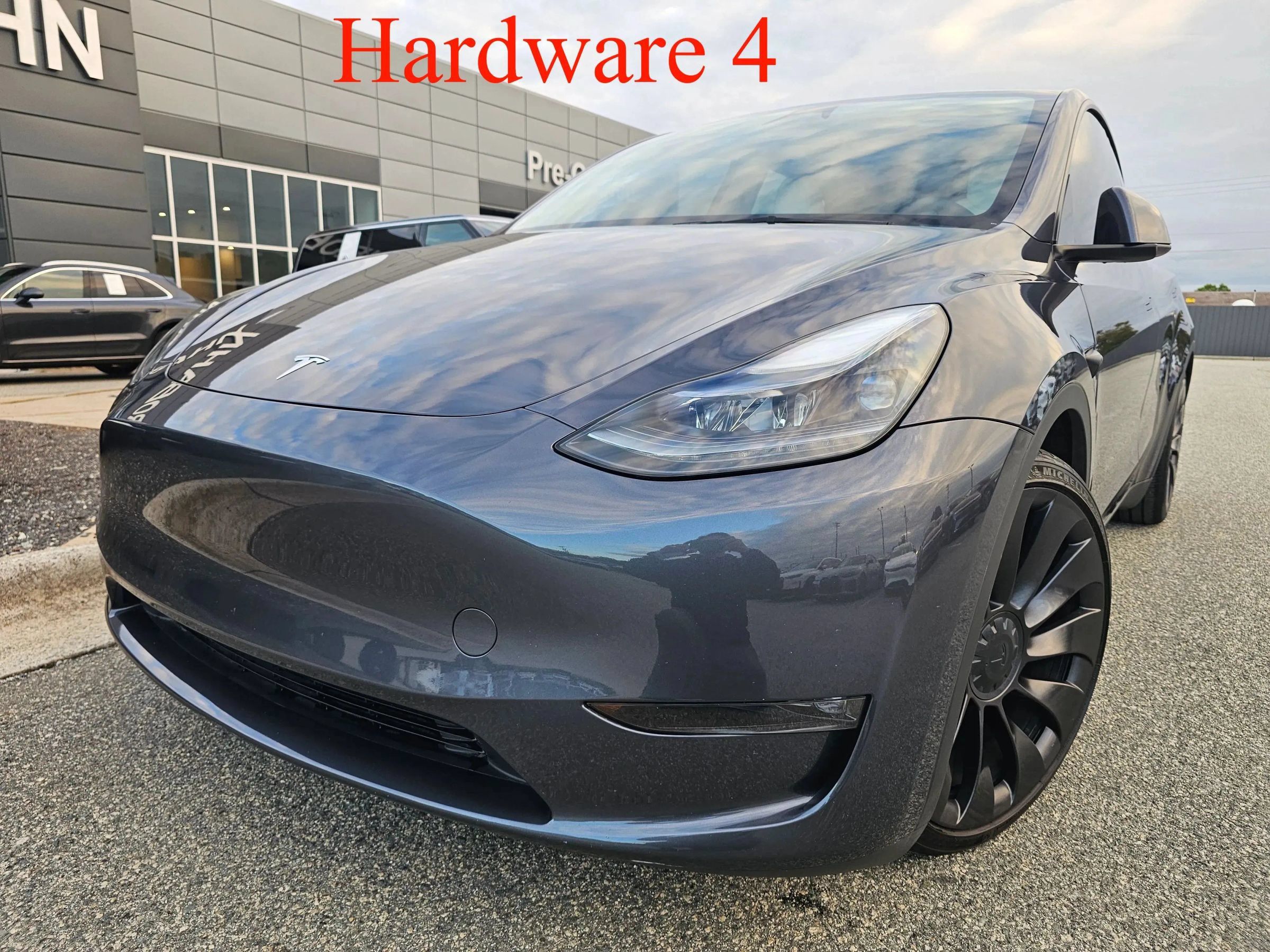 Used 2023 Tesla Model Y Performance AWD/4WD image 1