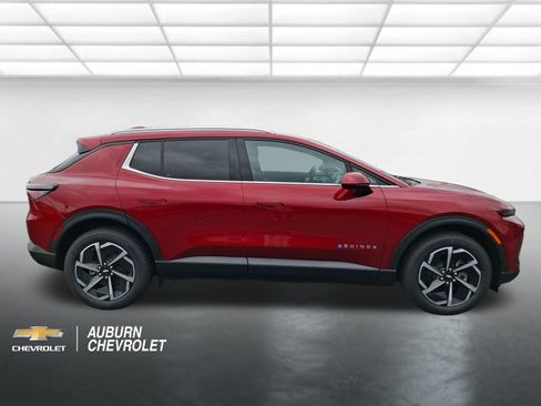 New 2026 Chevrolet Equinox EV LT AWD/4WD image 2