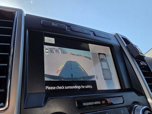 Used 2019 Ford F150 Lariat w/ Equipment Group 502A Luxury image 17