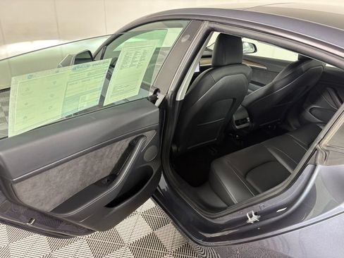 Used 2022 Tesla Model 3 Long Range AWD/4WD image 26