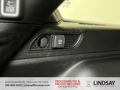 New 2025 Jeep Grand Cherokee Altitude image 10