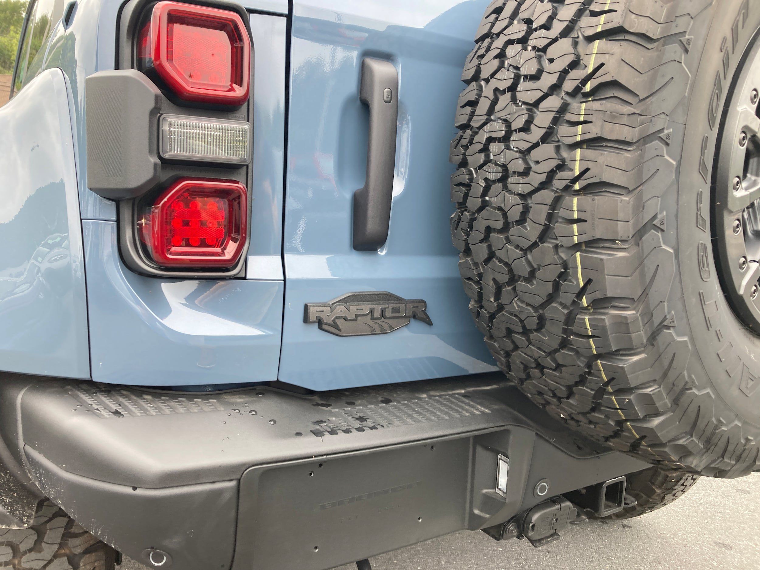 New 2025 Ford Bronco Raptor w/ Interior Carbon Fiber Pack AWD/4WD image 6
