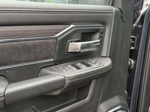 New 2026 RAM 2500 Laramie AWD/4WD image 32