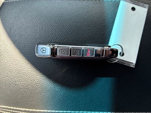 Used 2022 Kia Sportage EX image 36