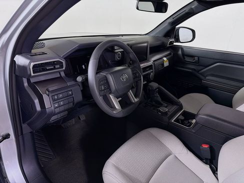 New 2026 Toyota 4Runner SR5 AWD/4WD image 9