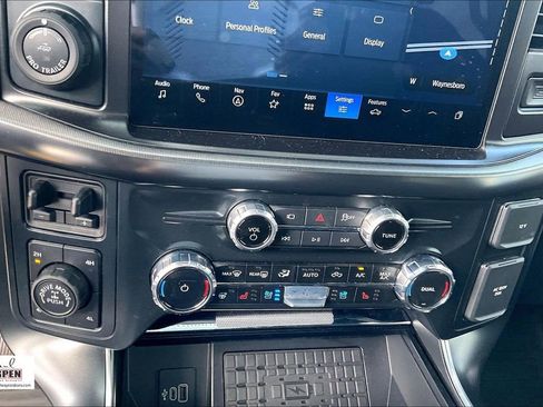 Used 2025 Ford F150 Raptor AWD/4WD image 31