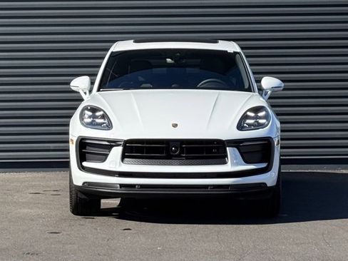 New 2026 Porsche Macan image 10