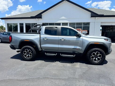 Used 2024 GMC Canyon AT4X AWD/4WD image 4