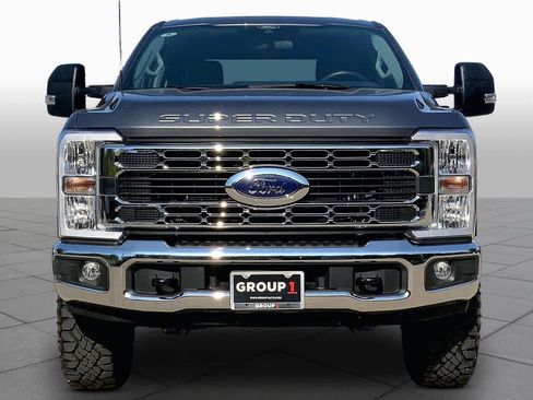 Used 2026 Ford F250 XLT w/ Tremor Off-Road Package AWD/4WD image 4