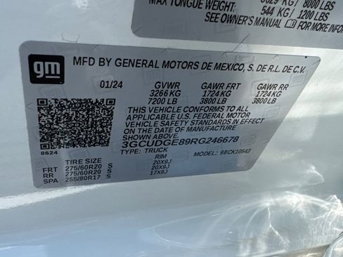 Used 2024 Chevrolet Silverado 1500 LTZ AWD/4WD image 33