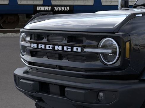 New 2026 Ford Bronco Outer Banks image 19