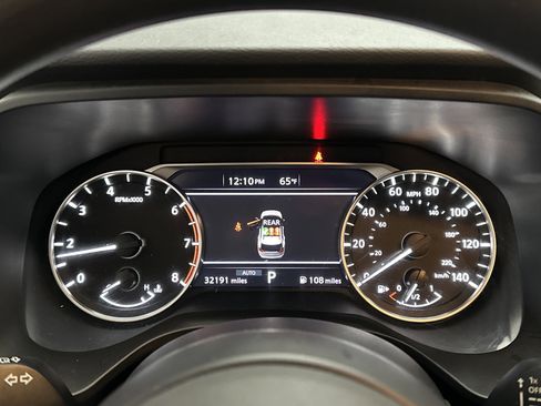 Used 2024 Nissan Rogue SV image 25