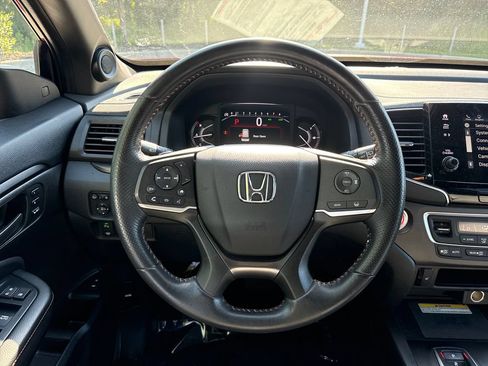 Used 2022 Honda Passport TrailSport image 21