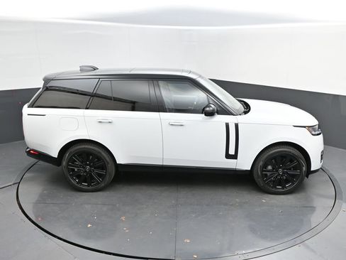 New 2025 Land Rover Range Rover SE AWD/4WD image 36