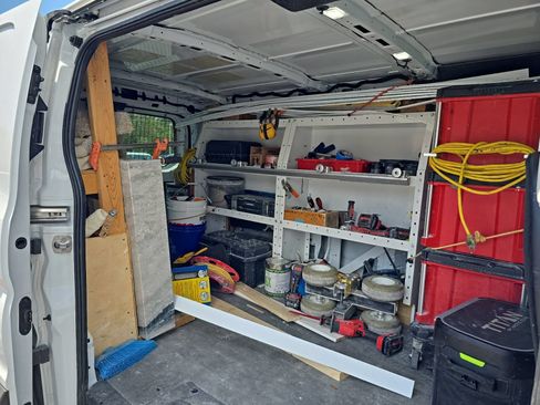 Used 2024 Ford Transit 150 Low Roof RWD image 3