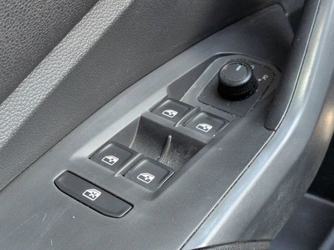 Used 2019 Volkswagen Jetta S FWD image 22