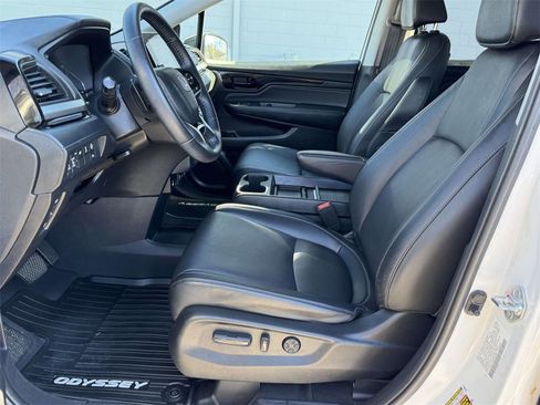 Used 2023 Honda Odyssey Touring image 20