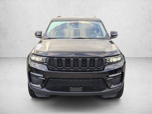 Used 2023 Jeep Grand Cherokee Limited w/ Black Appearance Package image 2
