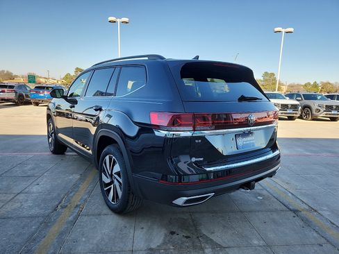 New 2026 Volkswagen Atlas SE image 5