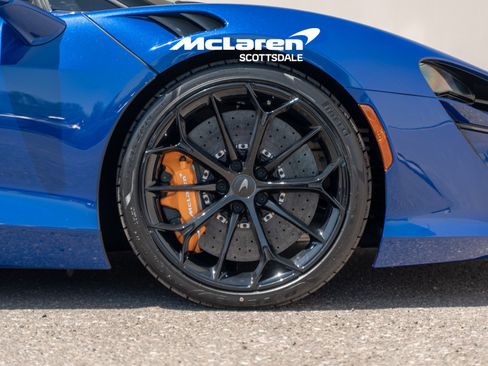 New 2026 McLaren Artura Spider RWD image 32