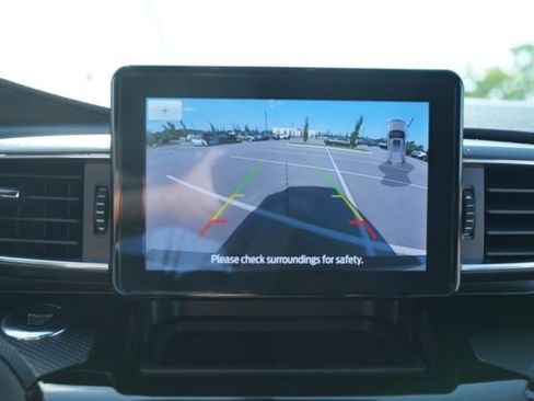 Used 2023 Ford Explorer ST-Line w/ Class IV Trailer Tow Package RWD image 32