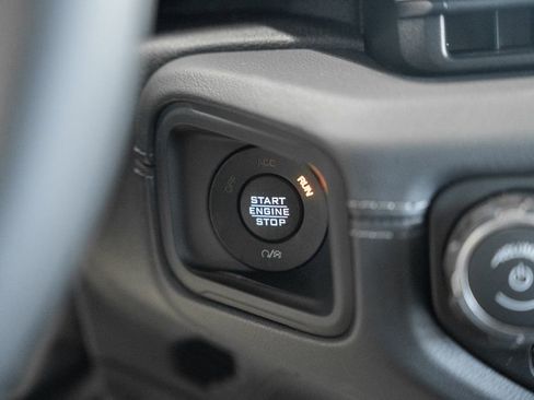 New 2026 Jeep Wrangler Unlimited Rubicon AWD/4WD image 28