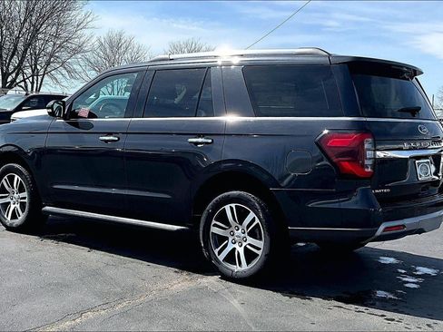 Used 2024 Ford Expedition Limited image 5