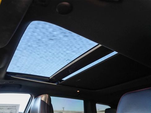 Used 2021 Jeep Grand Cherokee Trailhawk w/ Trailhawk Luxury Group image 19